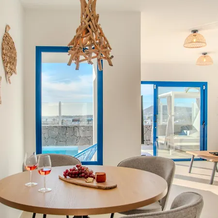 Kalandraka Close To Marina, Sea Views, Ac, Heated Pool Villa *
