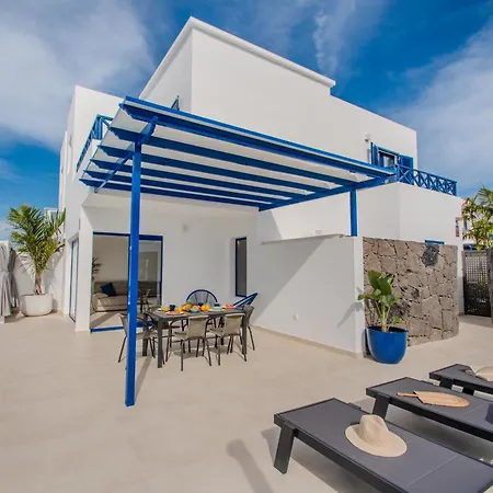 Villa Kalandraka Close To Marina, Sea Views, Ac, Heated Pool Playa Blanca (Lanzarote)
