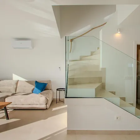 Kalandraka Close To Marina, Sea Views, Ac, Heated Pool *