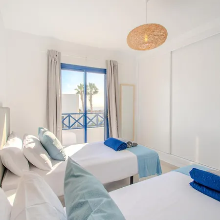 Kalandraka Close To Marina, Sea Views, Ac, Heated Pool Villa *