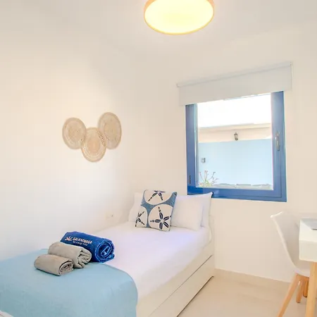 Villa Kalandraka Close To Marina, Sea Views, Ac, Heated Pool Playa Blanca (Lanzarote)