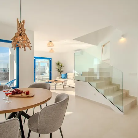 Kalandraka Close To Marina, Sea Views, Ac, Heated Pool Villa *